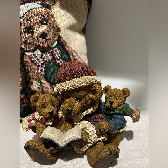Duo Boyds Bears tapestry cushion and Boyds bears figurine - Picture 3 of 12